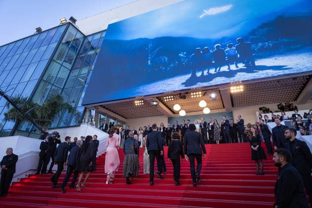 Cannes - Marcello Mio Red Carpet Cannes Film Festival director Thierry Fremaux, Mayor of Cannes David Lisnard, Thierry Rey, Marie-Jose Perec, Tony Estanguet, Iliana Rupert, Marie Patouillet, Alexis Hanquinquant, Nelia Barbosa, Arnaud Assoumani and President of the International Cannes Film Festival Iris Knobloch attend the Marcello Mio Red Carpet at the 77th annual Cannes Film Festival at Palais des Festivals on May 21, 2024 in Cannes, France. Photo by ShootPix ABACAPRESS.COM. Cannes France Copyright: xShootPix ABACAx