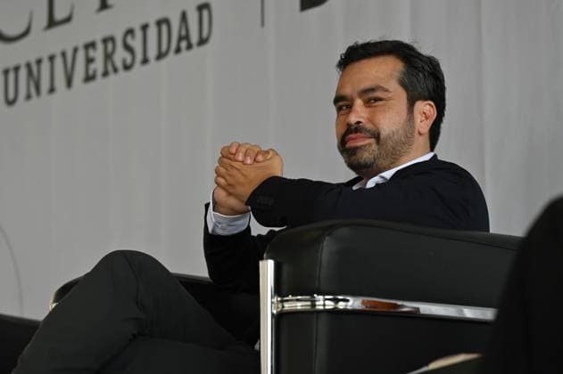 May 22, 2024, Tijuana, Baja California, Mexico: Long-shot Mexican presidential candidate of the Citizens Movement party (MC), Jorge Alvarez Maynez, campaigned in Tijuana, Baja California, Mexico seeking the youth vote at the CETYS University campus on Wednesday, May 22, 2024. Maynez, the only male candidate in the race, trailing both front-runner Claudia Sheinbaum of the Morena ruling party and opponent Xochitl Galvez of the PRI-PAN-PRD opposition coalition in national polls, is beating on the youth vote to win the Mexican presidency on June 2nd. The former congressman is the youngest candidate with 38 years of age, of the three competing to win the presidency with his two women opponents both in their early 60s. Tijuana Mexico - ZUMAm180 20240522_zip_m180_017 Copyright: xCarlosxA.xMorenox