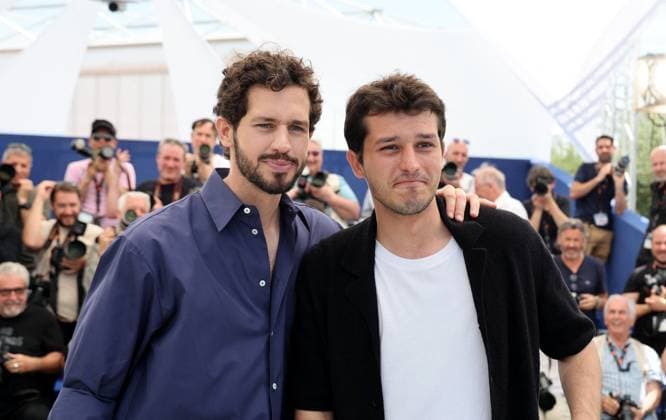 Photocall du film Vivre, Mourir, Renaitre To Live, To Die, To Live Again lors du 77eme Festival International du Film de Cannes Victor Belmondo Photocall du film Vivre, Mourir, Renaitre To Live, To Die, To Live Again lors du 77eme Festival International du Film de Cannes le 23 mai 2024 Jacovides Moreau bestimage Photocall for the film Vivre, Mourir, Renaitre Live, Die, Reborn at the 77th edition of the Cannes Film Festival in Cannes, southern France, on May 23, 2024 Cannes France Copyright: xJACOVIDES-MOREAUx xBESTIMAGExJACOVIDES-MOREAUx xBESTIMAGEx