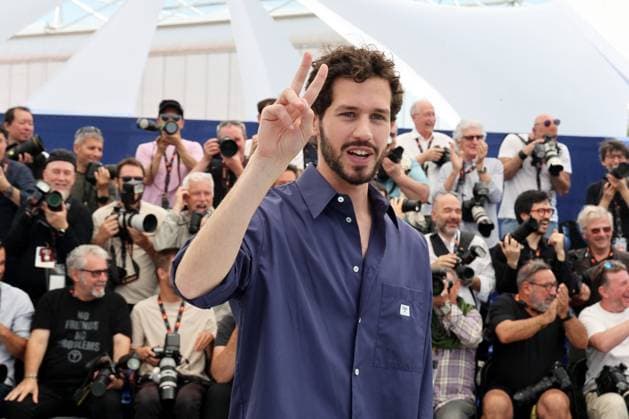 Photocall du film Vivre, Mourir, Renaitre To Live, To Die, To Live Again lors du 77eme Festival International du Film de Cannes Victor Belmondo Photocall du film Vivre, Mourir, Renaitre To Live, To Die, To Live Again lors du 77eme Festival International du Film de Cannes le 23 mai 2024 Jacovides Moreau bestimage Photocall for the film Vivre, Mourir, Renaitre Live, Die, Reborn at the 77th edition of the Cannes Film Festival in Cannes, southern France, on May 23, 2024 Cannes France Copyright: xJACOVIDES-MOREAUx xBESTIMAGExJACOVIDES-MOREAUx xBESTIMAGEx