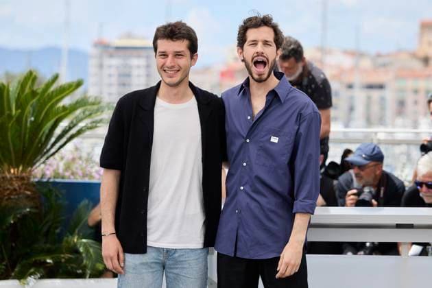 Photocall du film Vivre, Mourir, Renaitre lors du 77eme Festival International du Film de Cannes Giacomo Belmondo a rejoint son frere Victor Belmondo au photocall du film Vivre, Mourir, Renaitre lors du 77eme Festival International du Film de Cannes, au Palais des Festivals à Cannes, France, le 23 mai 2024 Jacovides Moreau Bestimage Photocall for the film Live, Die, Reborn at the 77th edition of the Cannes Film Festival in Cannes, southern France, on May 23, 2024 Cannes France Copyright: xJACOVIDES-MOREAUx xBESTIMAGExJACOVIDES-MOREAUx xBESTIMAGEx