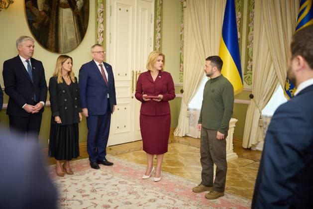 Silina awarded Order of Princess Olga in Ukraine Prime Minister of Latvia, Evika SiliÅÜa awarded Order of Princess Olga by Volodymyr Zelensky in Kyiv, Ukraine on 11 September 2024. The Order of Princess Olga (Ukrainian: ОÑÄРен кнÑгині ОлÑaги) is a Ukrainian civil decoration, featuring Olga of Kiev and bestowed to women for personal merits in state, production, scientific, educational, cultural, charity and other spheres of social activities, for upbringing children in families . Kyiv, Ukraine on 11 September 2024. Copyright: xCAP PLFx