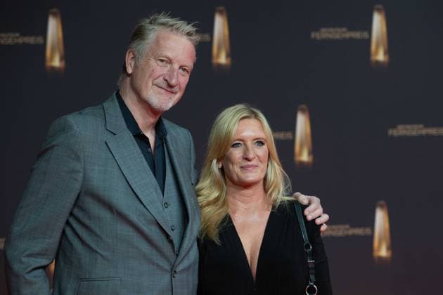 Michael SOUVIGNIER, producer, Claudia KLEINERT, presenter, weather fairy, red carpet, red carpet show, arrival, award ceremony of the German Television Award, The German Television Award 2024, German Television Award 2024 at the MMC Studios Cologne, on 25 09 2024