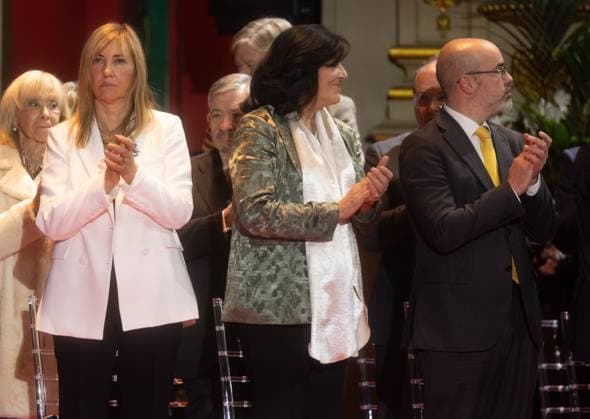The President of the European Parliament, Roberta Metsola, receives the Forum Europe 2024 Award I D The President of the General Council of the Judiciary, Isabel Perelló, the Director of the National Intelligence Center CNI, Esperanza Casteleiro and the Government Delegate in the Community of Madrid, Francisco Martín, applaud during the ceremony in which the President of the European Parliament receives the Forum Europe 2024 Award, at the Teatro Real in Madrid, on December 13, 2024, in Madrid Spain Metsola has received the recognition for her political career, her contribution to the construction of Europe, her ties of friendship with Spain and her permanent vocation of service and commitment to strengthen the European Union, its tradition Copyright: xEduardoxParrax 6404745