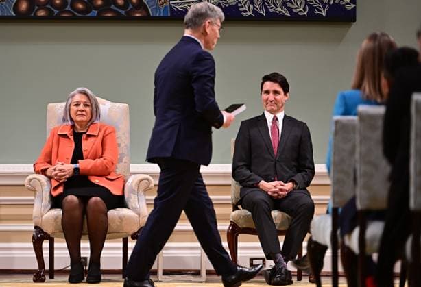 December 20, 2024, Ottawa, On, Canada: Prime Minister Justin Trudeau, right, and Gov. Gen. Mary Simon, left, look on as Liberal MP Terry Duguid takes part in a cabinet swearing-in ceremony at Rideau Hall in Ottawa, on Friday, Dec.20, 2024. Ottawa Canada - ZUMAc35_ 20241220_zaf_c35_028 Copyright: xSpencerxColbyx