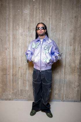 Photocall of the Off White fashion show, at the headquarters of the French Communist Party PCF , Fashion Collection Ready to Wear Fall Winter 2025 2026 at Paris Fashion Week PFW Kalash at the photocall of the Off White fashion show, at the headquarters of the French Communist Party PCF , Fashion Collection Ready to Wear Fall Winter 2025 2026 at Paris Fashion Week PFW , in Paris, France, March 6, 2025 Pierre Perusseau Bestimage Photocall of the Off White fashion show, at the headquarters of the French Communist Party PCF , Fashion Collection Ready to Wear Fall Winter 2025 2026 during Paris Fashion Week PFW , in Paris, France, March 6, 2025 Paris France Copyright: xPerusseaux-xDaxSilvax xBestimagexPerusseaux-xDaxSilvax xBestimagex