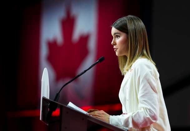 March 9, 2025, Ottawa, Ontario, Canada: Cleo Carney, daughter of Liberal Party of Canada Leader Mark Carney, introduces her father before his speech following his win at the Liberal leadership announcement event, in Ottawa, Sunday, March 9, 2025. Ottawa Canada - ZUMAc35_ 20250309_zaf_c35_219 Copyright: xSeanxKilpatrickx