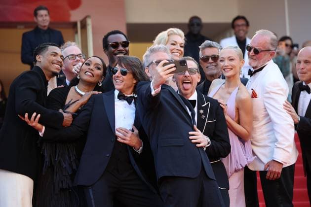 Internationale Filmfestspiele von Cannes, Mission Impossible - The Final Reckoning Premiere Mission Impossible - The Final Reckoning Red Carpet at tthe 78th Annual Cannes Film Festival Greg Tarzan Davis, Angela Bassett, Tom Cruise, Tramell Tillman, Hannah Waddingham, Simon Pegg, Pom Klementieff, Esai Morales and Erik Jendresen - Mission Impossible - The Final Reckoning Red Carpet at tthe 78th Annual Cannes Film Festival in Cannes, France on May 14, 2025. Copyright: x Chassery+Courdjix