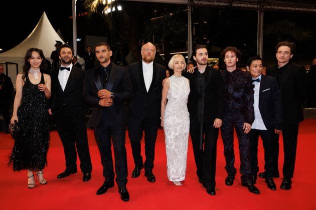 Lucie Zhang, Pio Marmaï, Sofiane Zermani, Vincent Maël Cardona, Maria de Medeiros, Panayotis Pascot, Nemo Schiffman, Xianzeng Pan, Joseph Olivennes, Christophe Barral Montée des marches du film Le roi soleil lors du 78ème Festival International du Film de Cannes, au Palais des Festivals in Cannes On may 17th 2025 Jacovides Moreau Bestimage Red carpet for the movie Le roi soleil during the 78th Cannes International Film Festival at the Palais des Festivals in Cannes, France On may 17th 2025 Copyright: xJACOVIDES-MOREAUx xBESTIMAGExJACOVIDES-MOREAUx xBESTIMAGEx