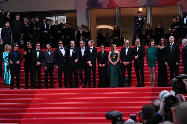 Cannes, 78th Cannes Film Festival 2025 - evening 6 - Red Carpet of the film The Phoenician Scheme Cannes, 78th Cannes Film Festival 2025 - evening 6 - Red Carpet of the film The Phoenician Scheme In the photo: Roman Coppola, Richard Ayoade, Michael Cera, Benicio del Toro, Riz Ahmed, Rachida Dati, Alexandre Desplat, Rupert Friend, Wes Anderson, Mia Threapleton, Jeffrey Wright, Benedict Cumberbatch, Charlotte Gainsbourg, Antonia Desplat, Bill Murray Cannes France Copyright: xIPA ABACAx