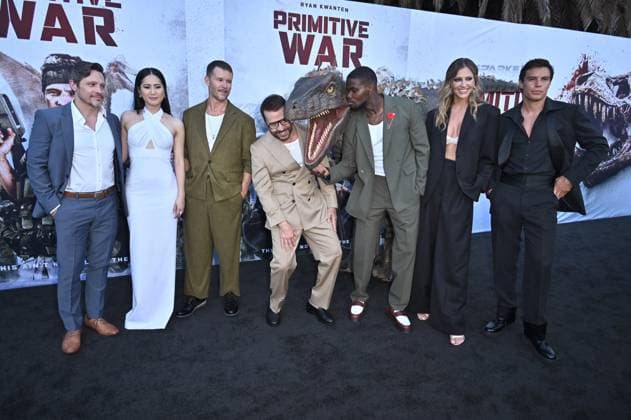 August 18, 2025, Los Angeles, Ca, USA: LOS ANGELES - AUG 18: Luke Sparke, Nick Wechsler, Ana Thu Nguyen, Ryan Kwanten, Jeremy Piven, Adolphus Waylee, Tricia Helfer, Carlos Sanson Jr at Primative War Premiere at the Hollywood American Legion on August 18, 2025 in Los Angeles, CA Los Angeles USA - ZUMAnc22 20250818_zaa_nc22_158 Copyright: xKathyxHutchinsx