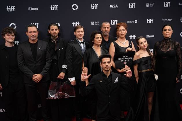 September 5, 2025, Toronto, Ontario, Canada: (L-R) Robert Aramayo, Dhafer L Abedine, Karim Daoud Anaya, Billy Howle, Hiam Abbass, Saleh Bakri, Annemarie Jacir, Yasmine Al Massri attend the red carpet for the Palestine 36 premiere during the 2025 Toronto International Film Festival at Roy Thomson Hall. on September 5, 2025 in Toronto, Canada. Toronto Canada - ZUMAe321 20250905_zea_e321_021 Copyright: xLeonardoxRamirezx