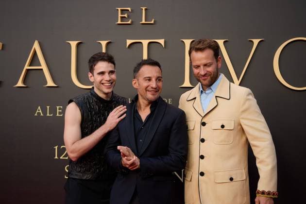 Julio Pena Fernandez, Alejandro Amenabar and Alessandro Borghi attends the premiere of the film El Cautivo directed by Alejandro Amenabar at Cine Callao in Madrid, Spain, on September 10, 2025. The movie, starring Julio Pena Fernandez, Alessandro Borghi, Miguel Rellan, Fernando Tejero, Luna Berroa, Luis Callejo, Josà Manuel Poga, Albert Salazar, Juanma Muniagurria, Jorge Asin, Mohamed Said and Walid Charaf, tells the story of Miguel de Cervantes™ captivity in Algiers in 1575. The film will be released in Spanish cinemas on September 12. Cordon Press HazhardxEspinozaxVallejos