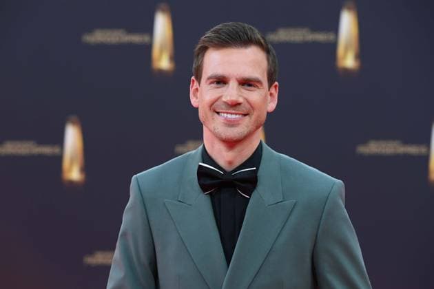 Aljoscha HOEHN, Höhn, Presenter, Red Carpet, Red Carpet Show, Arrival, arrival, German Television Award Ceremony, The German Television Award 2025, German Television Award 2025 at the MMC Studios Cologne, on 10 09 2025