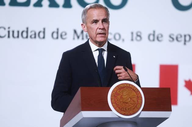 Mark Carney - Claudia Sheinbaum joint press conference MEXICO CITY, MEXICO - SEPTEMBER 18: Prime Minister of Canada Mark Carney attends a joint press conference with Mexican President Claudia Sheinbaum (not pictured) at the National Palace, in Mexico City, Mexico on September 18, 2025. According to the Canadian Government, the visit aims to elevate and broaden the bilateral relationship, with a focus on security, infrastructure, investment, energy, and trade. Daniel Cardenas Anadolu Mexico City Mexico. Editorial use only. Please get in touch for any other usage. Copyright: x2025xAnadoluxDanielxCardenasx