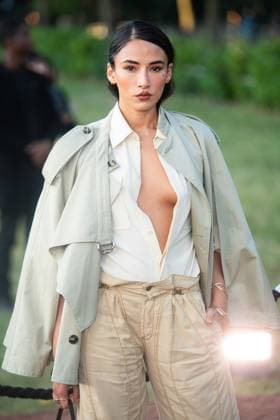 Burberry SS26 Runway Show Arrivals - Kensington Palace Gardens, London, UK Cora Corrà arrives for Burberry s SS26 Runway Show during London Fashion Week at Kensington Palace Gardens, London, England, UK on Monday 22 September, 2025., Credit:Justin Ng Avalon UK, England, London, Kensington Palace Gardens Copyright: xJustinxNgx xAvalonx 1039467590