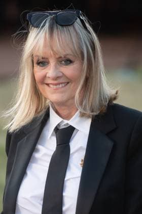 Burberry SS26 Runway Show Arrivals - Kensington Palace Gardens, London, UK Twiggy (aka Dame Lesley Lawson) arrives for Burberry s SS26 Runway Show during London Fashion Week at Kensington Palace Gardens, London, England, UK on Monday 22 September, 2025., Credit:Justin Ng Avalon UK, England, London, Kensington Palace Gardens Copyright: xJustinxNgx xAvalonx 1039467724