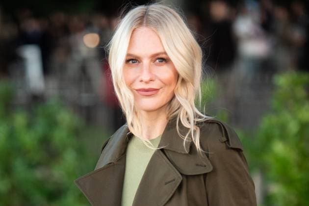 Burberry SS26 Runway Show Arrivals - Kensington Palace Gardens, London, UK Poppy Delevingne arrives for Burberry s SS26 Runway Show during London Fashion Week at Kensington Palace Gardens, London, England, UK on Monday 22 September, 2025., Credit:Justin Ng Avalon UK, England, London, Kensington Palace Gardens Copyright: xJustinxNgx xAvalonx 1039467799