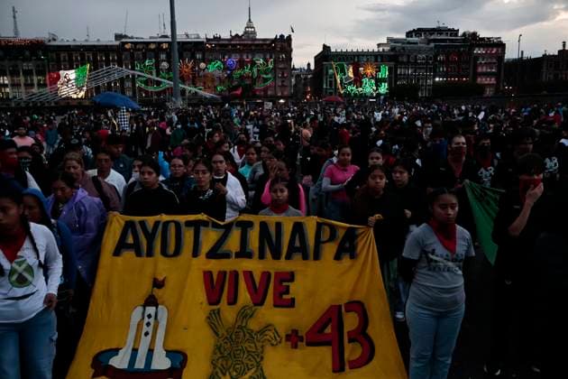 September 26, 2025, Mexico, Cdmx, Mexico: In 2014, 43 students from the RAUL ISIDRO BURGOS Teachers College in Ayotzinapa, Guerrero, were victims of enforced disappearance by local authorities, the military, and alleged drug traffickers. Today marks the 11th anniversary of this state crime, which has not been clarified as promised by previous governments and the current one led by CLAUDIA SHEIMBAUM. Members, mothers, friends, students and collectives marched from the Angel of Independence to Mexico City s Zocalo to continue demanding justice and the return of the students who have not been found since the administration of former Mexican President Enrique Peo±a Nieto, who currently lives in Spain without any answers regarding what happen - ZUMAp204 20250926_zip_p204_033 Copyright: xJosuexPerezx