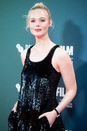 London Film Festival 2025 - Sentimental Value Arrivals at Royal Festival Hall, Southbank, London Elle Fanning attends the Headline Gala of Sentimental Value at The 69th BFI London Film Festival at Royal Festival Hall, Southbank, London, England, UK on Sunday 12 October, 2025., Credit:Justin Ng Avalon UK, England, London, Royal Festival Hall, Southbank Copyright: xJustinxNgx xAvalonx 1045056316