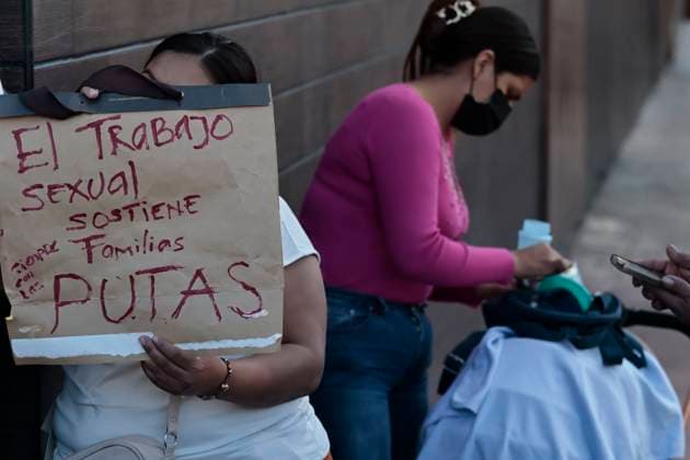 October 13, 2025, Mexico, Cdmx, Mexico: On Tlalpan Avenue, the work of sex workers is all too common in Mexico City. They are currently demanding improved healthcare, opportunities for decent housing, justice for the femicides and transfemicides committed in the area s hotels, and the recent problem with the bike path the city government is building to improve tourist mobility during the 2026 FIFA World Cup, as it is the avenue that leads to the Azteca Stadium. The workers comment that sex work is normal work and should be respected like any other economic activity. Because of the upcoming sporting event, conflicts are arising over water, housing, and the excessive price increases caused by gentrification. Mexico Mexico - ZUMAp204 20251013_zip_p204_034 Copyright: xJosuexPerezx