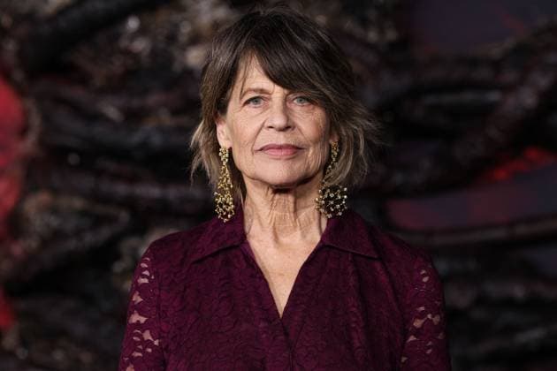 Los Angeles Premiere Of Netflix s Stranger Things Season 5 HOLLYWOOD, LOS ANGELES, CALIFORNIA, USA - NOVEMBER 06: Linda Hamilton arrives at the Los Angeles Premiere Of Netflix s Stranger Things Season 5 held at the TCL Chinese Theatre IMAX on November 6, 2025 in Hollywood, Los Angeles, California, United States., Credit:Xavier Collin Avalon United States, California, Hollywood, TCL Chinese Theatre IMAX Copyright: xXavierxCollinx xAvalonx 1050959153