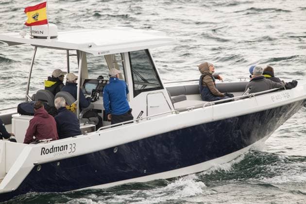 King Juan Carlos I participates in the second day of the Sanxenxo Regattas The King emeritus Juan Carlos I participates in the second day of the regattas at the Club Naútico de Sanxenxo, on November 9, 2025, in Sanxenxo, Pontevedra, Galicia Spain Juan Carlos I is in the Pontevedra town of Sanxenxo to participate, during this weekend, in the regattas of the eighth series of the Spanish 6 meters League 09 NOVEMBER 2025 Elena Ferná Sanxenxo, Pontevedra, Galicia Sanxenxo, Pontevedra, Galicia Spain Copyright: xElenaxFernandezx 7088632
