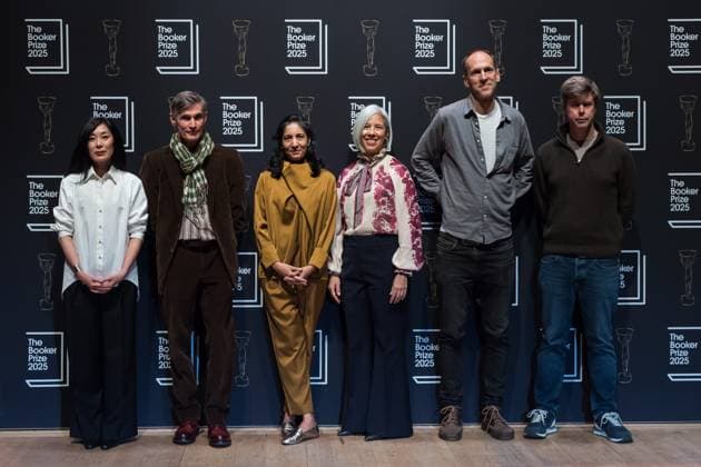 November 9, 2025, London, England, United Kingdom: Authors shortlisted for the Booker Prize 2025 (L-R) US author KATIE KITAMURA, British author ANDREW MILLER, Indian author KIRAN DESAI, US author SUSAN CHOI, British-US author BEN MARKOVITS and Hungarian-British author DAVID SZALAY take part in a photocall ahead of a reading event at Southbank Centre. The winner of the Booker Prize 2025 will be announced on Monday, 10 November at a ceremony in London, and the winning author will receive £50,000. London United Kingdom - ZUMAs371 20251109_zip_s371_120 Copyright: xWiktorxSzymanowiczx