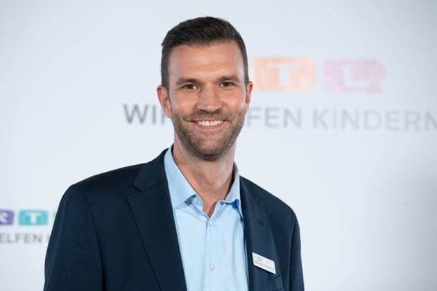Alexander GURGEL, presenter RTL Nord, portrait, portrait, portrait, cropped single image, single subject, 30 RTL Spendenmarathon Wir helfen Kindern , television, 20 21 11 2024 in Huerth, Germany,