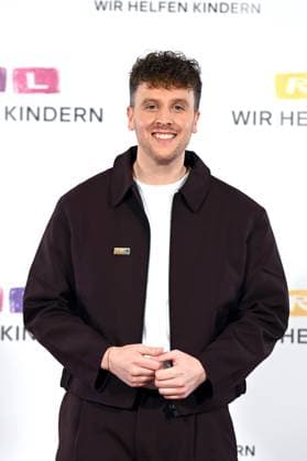 Alexander KUMPF, presenter, portrait, portrait, cropped single image, single subject, 30 RTL Spendenmarathon Wir helfen Kindern , television, 20 21 11 2025 in Huerth, Germany,