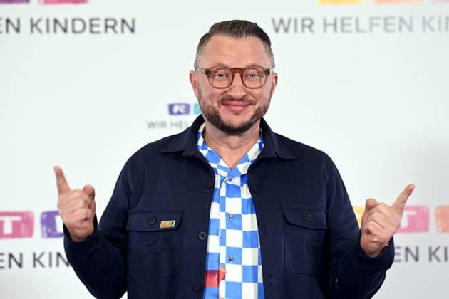 Sebastian LEGE, chef, presenter, portrait, portrait, cropped single image, single subject, 30 RTL Spendenmarathon Wir helfen Kindern , television, 20 21 11 2025 in Huerth, Germany,