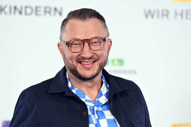 Sebastian LEGE, chef, presenter, portrait, portrait, cropped single image, single subject, 30 RTL Spendenmarathon Wir helfen Kindern , television, 20 21 11 2025 in Huerth, Germany,
