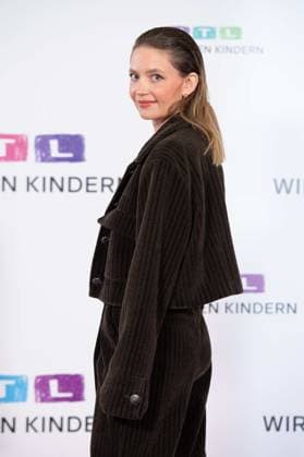 Amrei HAARDT, actress, portrait, portrait, cropped single image, single motif, 30 RTL Spendenmarathon Wir helfen Kindern , television, 20 21 11 2025 in Huerth, Germany,