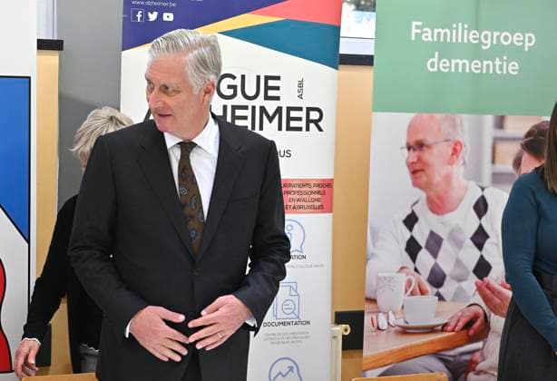 The King Visits Alzheimer Cafe JUPRELLE, BELGIUM - NOVEMBER 26 : King Philippe participates in a session of the Alzheimer Café in Juprelle, a ViADem municipality (dementia-friendly city or municipality). The Alzheimer Café is a meeting place where people with Alzheimer s disease, their loved ones, carers, healthcare providers and other interested parties can meet in a warm and informal atmosphere. Over snacks and drinks, they talk about daily life with the disease and work to break down taboos. It is not a medical consultation or therapy, but a place where people can get information, share experiences, find support and reduce loneliness. The meetings are organised by De Ligue Nationale Alzheimer Liga ASBL vzw Vog, chaired by Baroness Hen Copyright: xBertxVanxDenxBrouckex