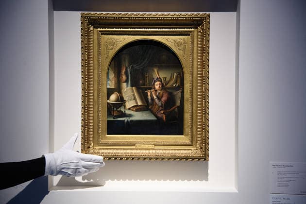 Christie s Old Masters Evening Sale Auction - Christie s King Street, London, UK Art handlers The Flute Player by Gerrit Dou (est. £2m - £3m) as part of Christie s Old Masters Evening Sale Auction which will take place on 2nd December 2025 - Christie s King Street, London, England, UK on Thursday 27 November, 2025., Credit:Justin Ng Avalon UK, England, London, Christie s King Street Copyright: xJustinxNgx xAvalonx 1054924933