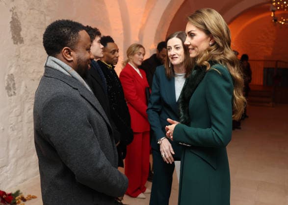 Members Of The Royal Family Attend The Together At Christmas Carol Service LONDON, ENGLAND - DECEMBER 05: Babatunde Aleshe speaks with Catherine, Princess of Wales at the Together At Christmas Carol Service at Westminster Abbey on December 05, 2025 in London, England. Led by The Princess and supported by The Royal Foundation, the annual event offered a chance to pause and reflect on the values of love, compassion, and the connections we share. The service also highlighted remarkable individuals from across the UK who have demonstrated extraordinary kindness, empathy, and support within their communities., Credit:Chris Jackson Avalon United Kingdom, England, London, Westminster Abbey Copyright: xChrisxJacksonx xAvalonx 1056773769