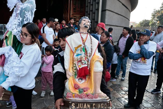 December 9, 2025, Mexico, Cdmx, Mexico: The largest Catholic celebration in Mexico is the Day of Our Lady of Guadalupe, celebrated on December 12th, her birthday. Thousands of pilgrims begin arriving from all over the country to thank the Virgin of Guadalupe for all the miracles she has granted to the faithful. They also come simply to express gratitude for health, employment, and financial security. The Basilica s courtyard begins to fill with pre-Hispanic dancers, musicians, processions, and even people making floral arrangements in honor of Our Lady of Guadalupe. For many, the diversity and combination of traditions and beliefs stem from the arrival of the Spanish, who imposed the Catholic religion and forced the Mexica people to abandon - ZUMAp204 20251209_zip_p204_111 Copyright: xJosuexPerezx