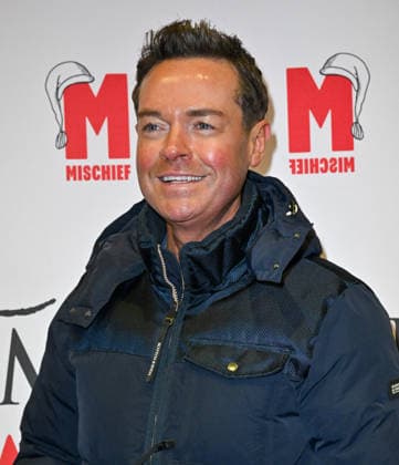 Gala Performance of Mischief s Christmas Carol Goes Wrong, Arrivals, London, UK. 14 December 2025 London, UK, 14 December 2025. Stephen Mulhern attends the Gala Performance of Mischief s Christmas Carol Goes Wrong at the Apollo Theatre, London, UK., Credit:Lee Floyd Avalon UK, London, Apollo Theatre Copyright: xLeexFloydx xAvalonx 1059250516