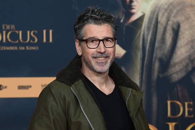 Wolfgang GROOS, director, portrait, portrait, portrait, cropped single image, single motif, red carpet, red carpet show, arrival, film premiere DER MEDICUS 2 on 15 12 2025 at the Cinedom cinema in Cologne,