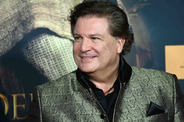 Francis FULTON SMITH, actor, portrait, portrait, portrait, cropped single image, single motif, red carpet, red carpet show, arrival, film premiere DER MEDICUS 2 on 15 12 2025 at the Cinedom cinema in Cologne,