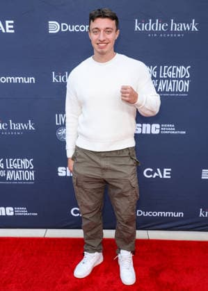23rd Annual Living Legends Of Aviation Awards BEVERLY HILLS, LOS ANGELES, CALIFORNIA, USA - JANUARY 23: James Dumoulin (The School of Hard Knocks) arrives at the 23rd Annual Living Legends Of Aviation Awards held at The Beverly Hilton Hotel on January 23, 2026 in Beverly Hills, Los Angeles, California, United States., Credit:Xavier Collin Avalon United States, California, Beverly Hills, The Beverly Hilton Hotel Copyright: xXavierxCollinx xAvalonx 1068827881