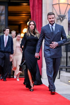 Victoria Beckham and her husband David Beckham Victoria Beckham, accompanied by her family, leaving the Hotel La Réserve to go to the Ministry of Culture to be made a Knight of the Order of Arts and Letters in Paris, France, on January 26, 2026 Yehiel Chekroune Bestimage Victoria Beckham, accompanied by her family, leaving the Hotel La Réserve to go to the Ministry of Culture to be made a Knight of the Order of Arts and Letters in Paris, France, on January 26, 2026 Paris France Copyright: xYehielxChekrounex xBestimagexYehielxChekrounex xBestimagex