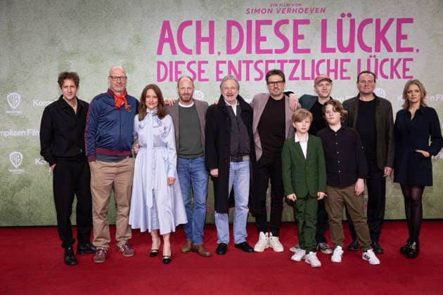 Premiere of ACH, DIESE LÜCKE, DIESE ENTSETZLICHE LÜCKE Moritz Treuenfels, Joachim Meyerhoff, Anne Ratte Polle, Johann von Bülow, Michael Wittenborn, Simon Verhoeven, Bruno Alexander, Devid Striesow, Laura Tonke Premiere of ACH, DIESE LÜCKE, DIESE ENTSETZLICHE LÜCKE at Zoo Palast Berlin Copyright: xEventpressxFuhrx