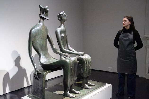 Christie s Unveils Henry Moore s King and Queen Sculpture at Christie s King Street, London, UK - 12 February, 2026 A staff member views King and Queen by Henry Moore (est. £10m -15m) which is to be offered at auction for the first time in Christie™s 20th 21st Century: London Evening Sale on the 5th March 2026 at Christie s King Street in London, England, UK on Thursday 12 February, 2026., Credit:Justin Ng Avalon UK, England, London, Christie s King Street Copyright: xJustinxNgx xAvalonx 1074374991