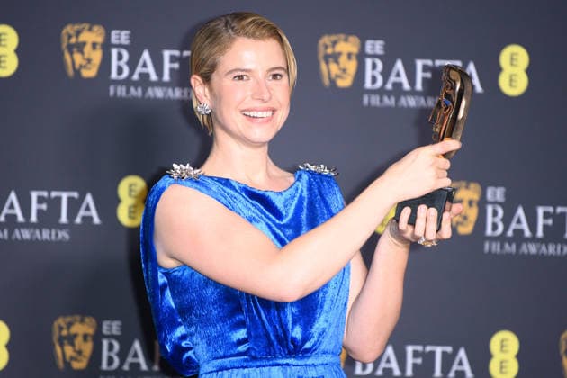 EE BAFTA Film Awards 2026 Winners - Royal Festival Hall, Southbank, London Jessie Buckley poses with her BAFTA for Best Actress for the film Hamnet in the Winners Room at the EE BAFTA Film Awards 2026 at Royal Festival Hall, Southbank in London, England, UK on Sunday 22 February, 2026., Credit:Justin Ng Avalon UK, England, London, Royal Festival Hall, Southbank Copyright: xJustinxNgx xAvalonx 1077638623