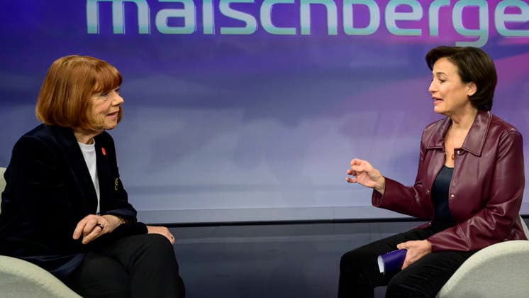 GER, Berlin, studio, guest on maischberger, political talk show, TV, format, with host Sandra Maischberger, Das Erste, from Adlershof at Studio 20, pictured from left Gisele Pelicot, French and Sandra Maischberger, pre recording, February 25, 2026, Copyright: HMBxMedia UwexKoch