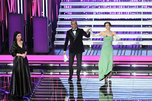 February 27, 2026, Sanremo, Rome, Italy: 76th Italian Song Festival, fourth night. Pictured: Carlo Conti, Bianca Balti, Laura Pausini . Sanremo. Italy 27 Feb 2026 Sanremo Italy - ZUMAa289 20260227_zia_a289_385 Copyright: xMariaxLauraxAntonellix