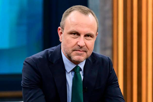 In the picture, from left Peter Neumann, Professor of Security Studies, King s College London, GER, Berlin, studio, guest on Caren Miosga s political talk show, TV, format, with presenter, Das Erste, from Adlershof at Studio 20, topic War in the Middle East will the regime in Iran now fall , March 1, 2026 Copyright: HMBxMedia UwexKoch