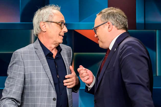 GER, Berlin, tough but fair Ð political talk show, TV, format, with host Louis Klamroth, Das Erste, pictured from left Christian Rach Top chef and podcaster ÒDreimal freie MeinungÓ Three Times Free Opinion , Mario Voigt CDU Minister President of Thuringia, , March 9, 2026 Copyright: HMBxMedia UwexKoch