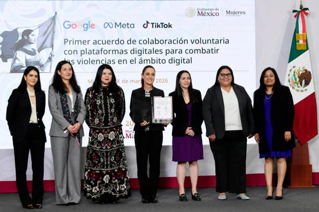 Mexicoâ€⠢s President Claudia Sheinbaum Pardo, accompanied by Secretary of Women, Citlalli Herno¡ndez Mora, National Coordinator of Digital Transformation, Guadalupe Arellano Moreno; the Public Affairs Manager for Latin America at TikTok, Laura Reyna de la Garza; Daniela Guerra, YouTube s Head of Creators and Responsibility for Latin America; SofoÂa So¡nchez Velasco, Manager of Government Relations and Public Policy for Google Mexico, Central America, and the Caribbean; and Eliana Po rez Gaffney, Head of Public Policy for Mexico at Meta, pose during a news conference on the first voluntary collaboration agreement with digital platforms to combat violence against women, at the National Palace. on March 11, 2026 in Mexico City - ZUMAe321 20260311_zia_e321_018 Copyright: xLuisxBarronx